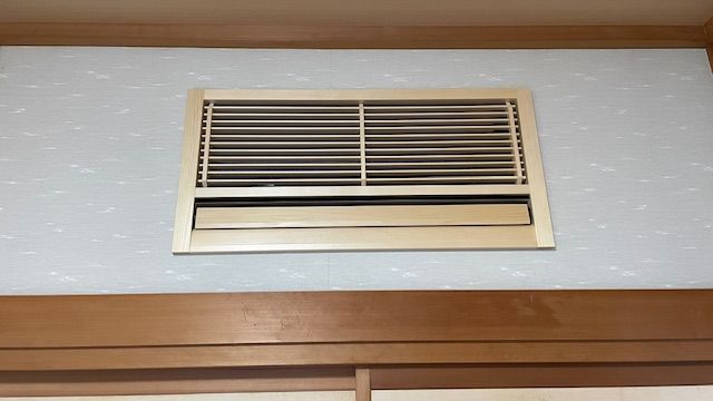 壁埋込型エアコン設置工事